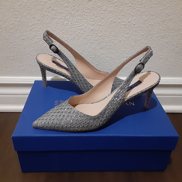 Stuart Weitzman - Picture 1 of 5